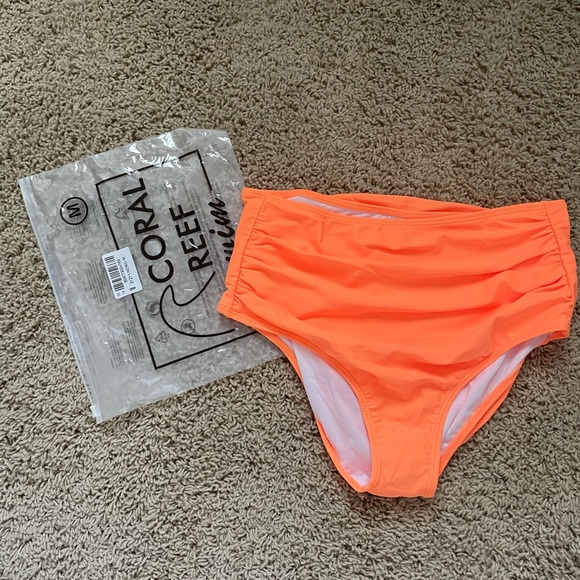 Coral Reef Swim Barefoot Bottom - Picture 2 of 2